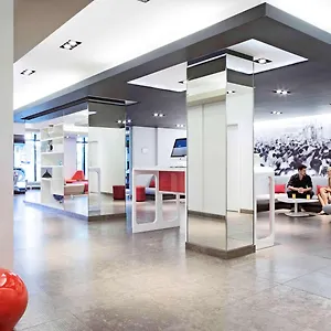 Novotel Center Монреаль