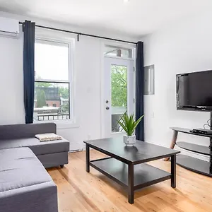 Apartment Aaa Location - Bright And Cozy, Montreal