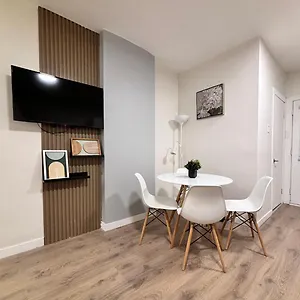 Apartment Quiet, Modern 2bd In Mont Royal, Montreal